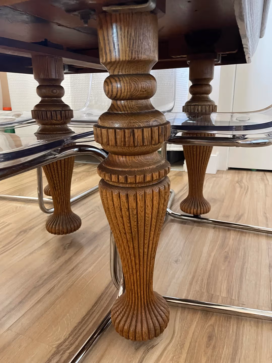 Antique Furniture Styles: Complete Period Guide 1600-1940