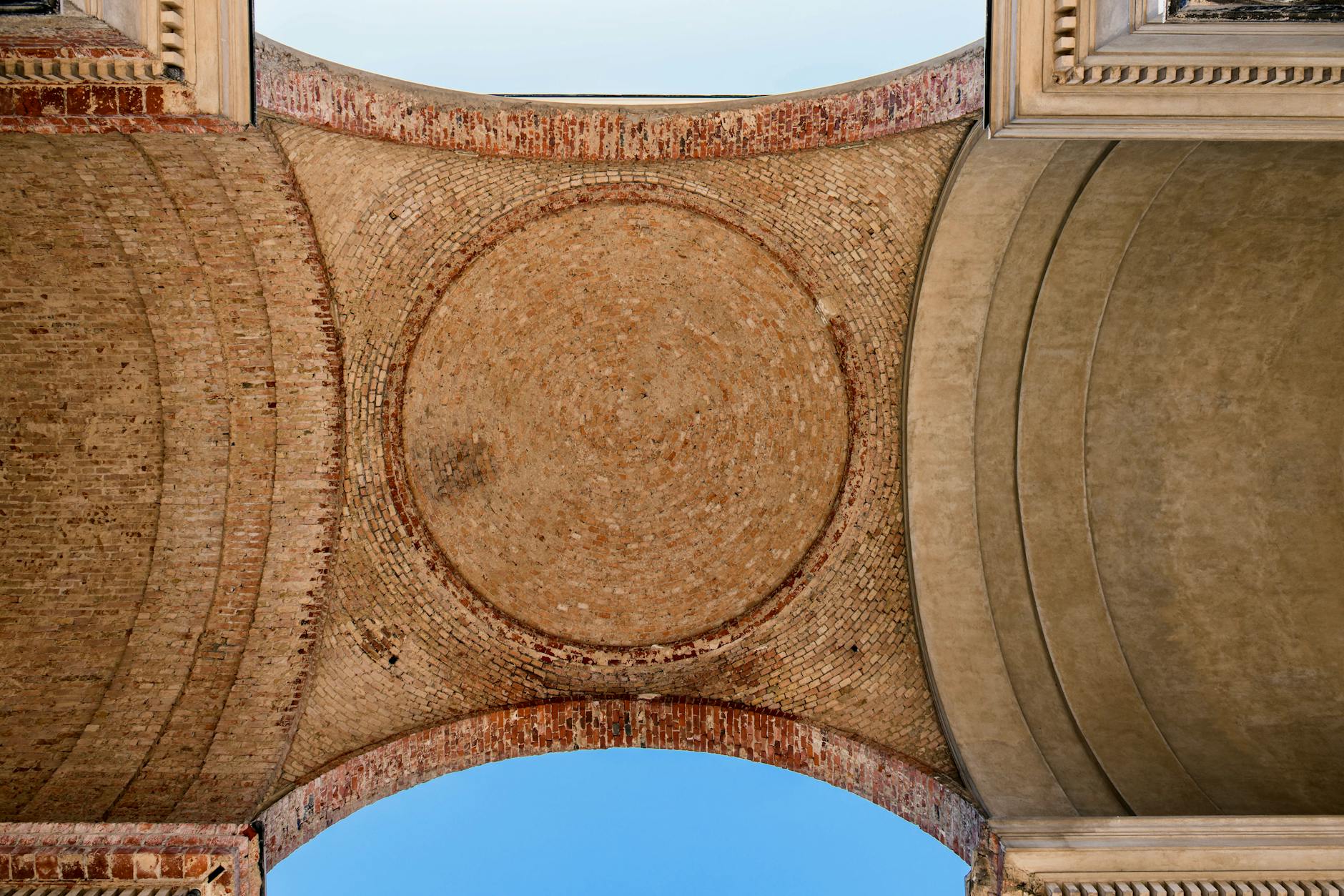 Royal Doulton Identification: How to Read Date Codes on Pottery