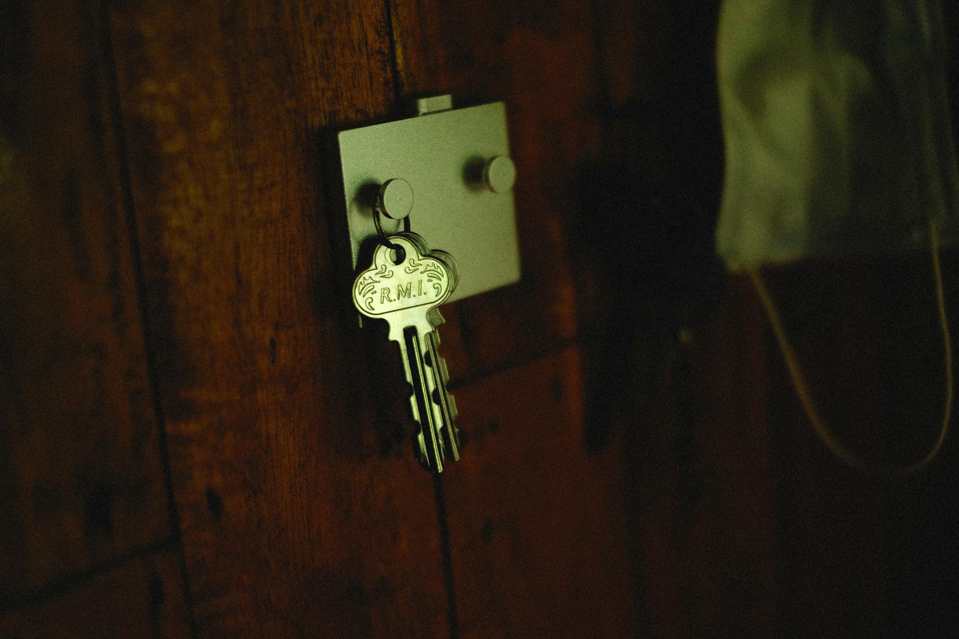 How to Identify Antique Keys: Why Some Old Keys are Worth $50+