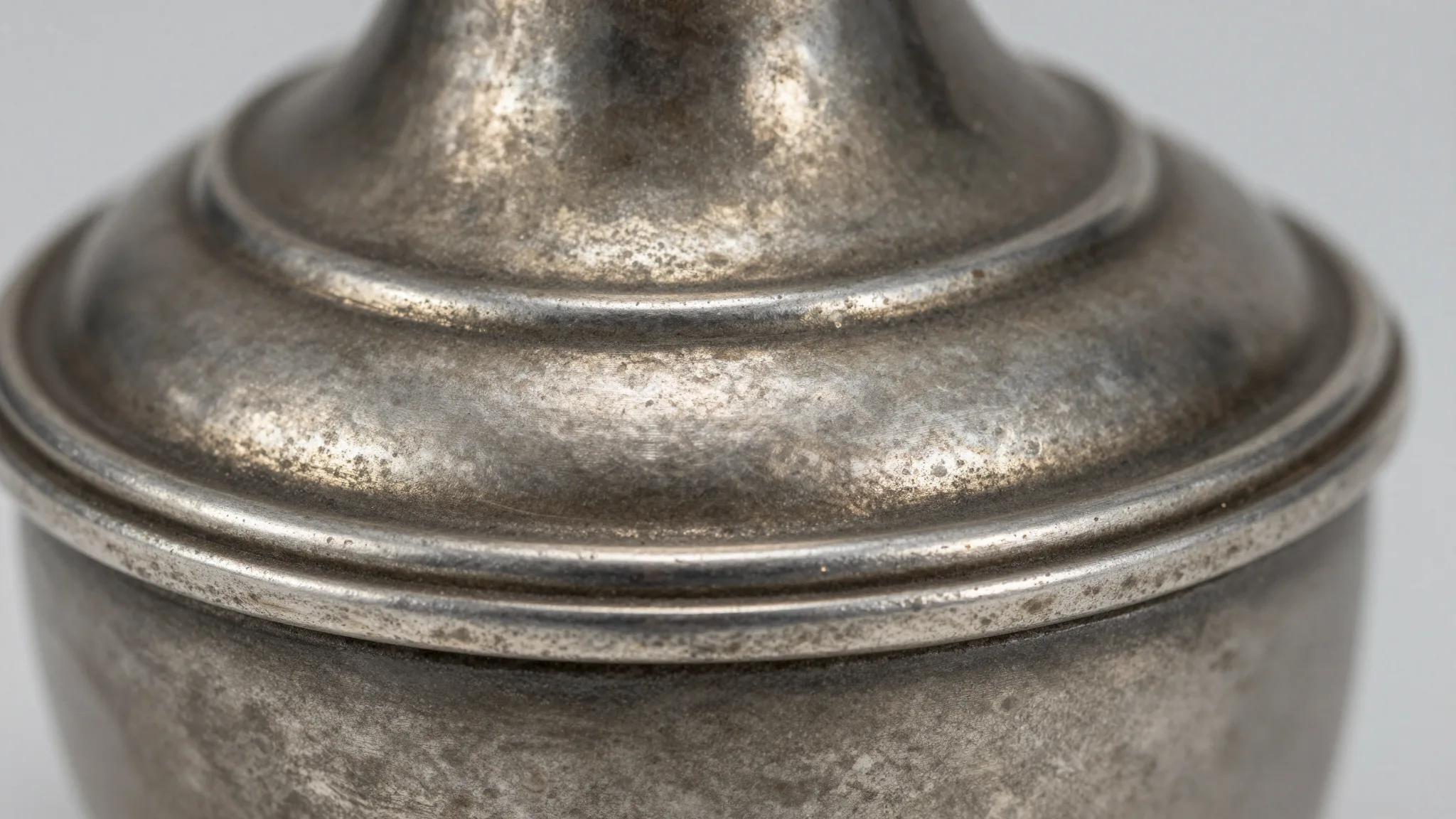 Is pewter softer than silver? Mohs hardness comparison